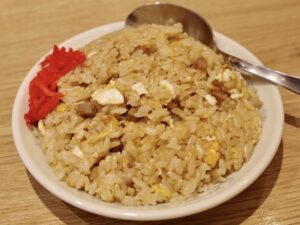 人気の「チャーハン」(写真は「半」サイズ)