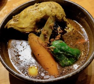 人気の「チキンレッグ」