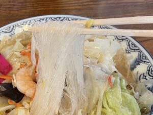 大平燕の麺は「春雨」