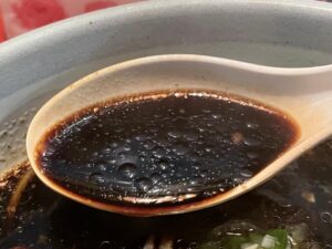 “真っ黒”なスープ