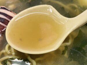 魚介ダシの出た「塩味スープ」