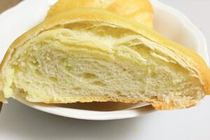 クロワッサンならではの“層”が見えます