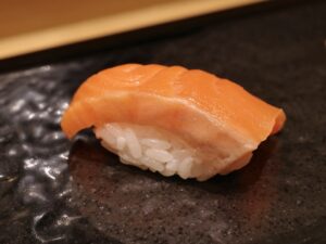 「鶴」コースの脂の乗った「サーモン」