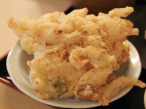 皿からはみ出る大きさ!