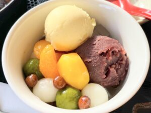 一番人気の「クリーム白玉あんみつ」