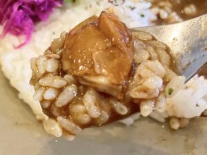 カレーとチキンの組み合わせも◎！