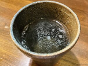 「鳩正宗」の燗酒